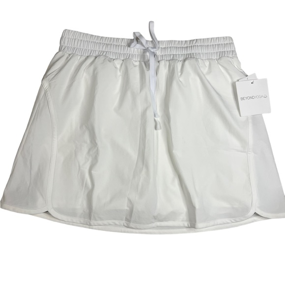 Beyond Yoga Dresses & Skirts - Beyond Yoga White Athletic Preppy Tennis Skirt NWT